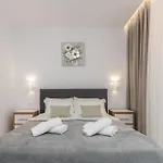 Orizzonte - First Floor With Shared Pool & Amazing View *
