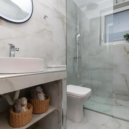 Appartement Orizzonte - First Floor With Shared Pool & Amazing View