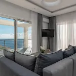 Apartment Orizzonte - First Floor With Shared Pool & Amazing View *