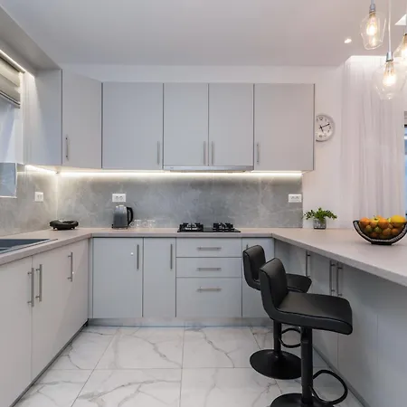 Apartmán Orizzonte - First Floor With Shared Pool & Amazing View *