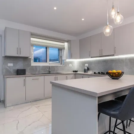 Apartmán Orizzonte - First Floor With Shared Pool & Amazing View Keri