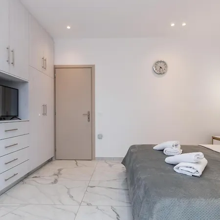 Apartmán Orizzonte - First Floor With Shared Pool & Amazing View Keri