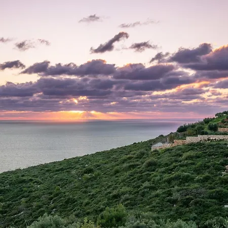 Apartamento Orizzonte - First Floor With Shared Pool & Amazing View